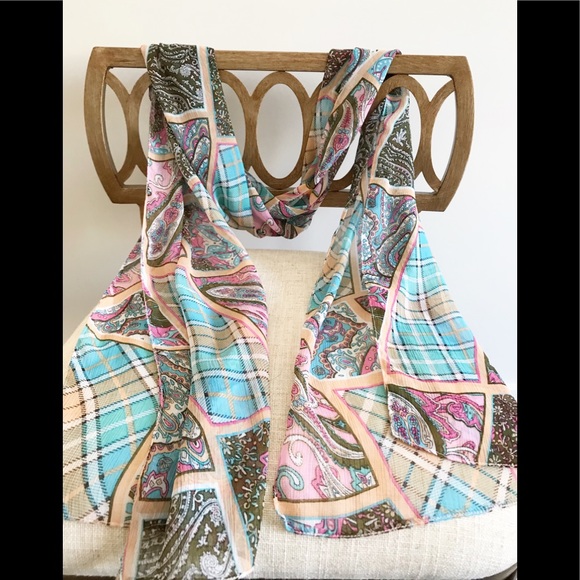 Colourful Light Scarf! - Picture 2 of 3